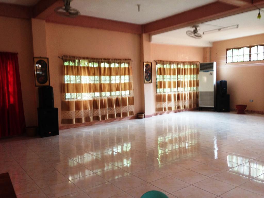 Hilltop Cottages Loboc Luaran gambar